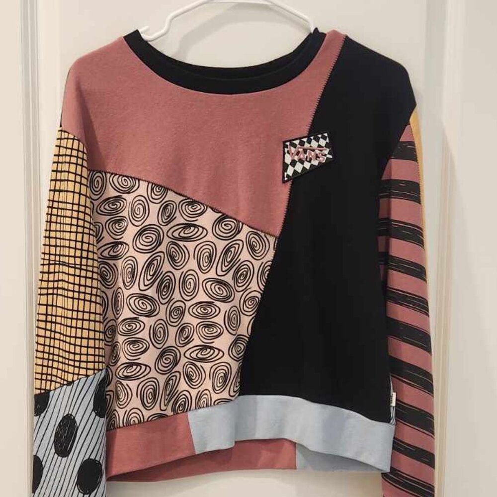 Vans Disney Nightmare before Christmas Sally sweater